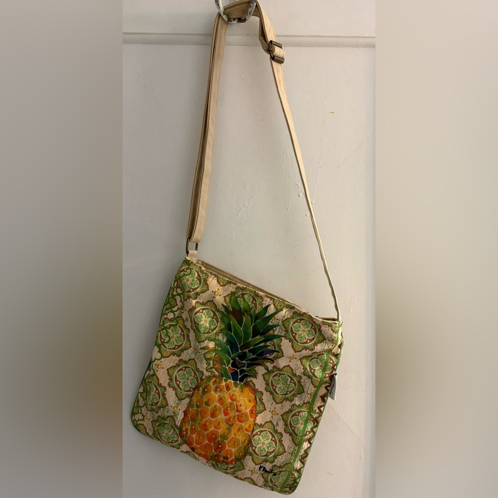 Sun N' Sand Paul Brent Pineapple Beaded Crossbody Zip Top